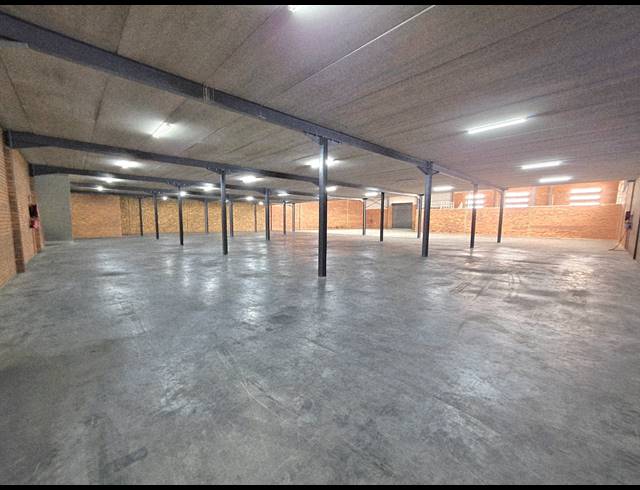 2,849M² WAREHOUSE TO LET IN ORMONDE